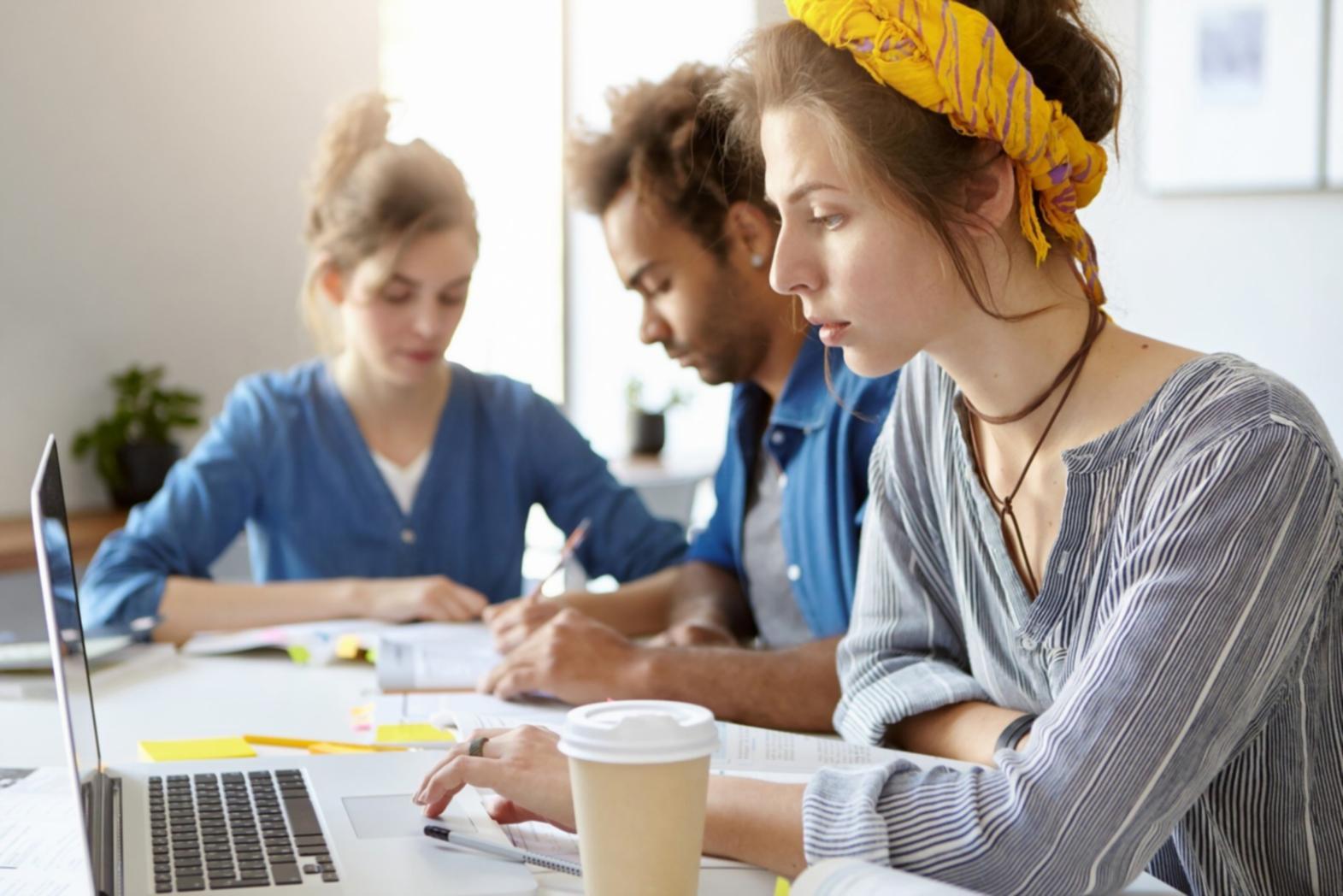 Finanzplanung im modernen Büro